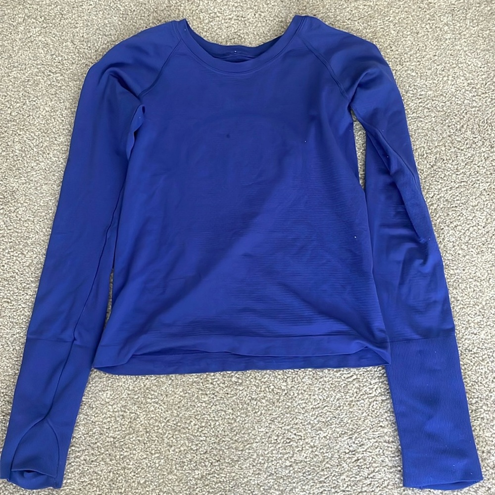 Lululemon long sleeve swiftly, COLOR IS DISCONTINUED!! 2.0 length. size 4